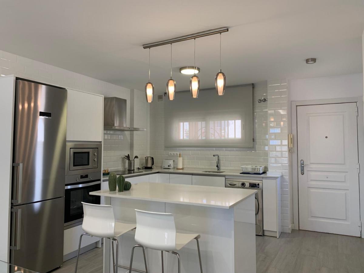 Tulipanes Benalmadena - Parking Privado Apartman Kültér fotó