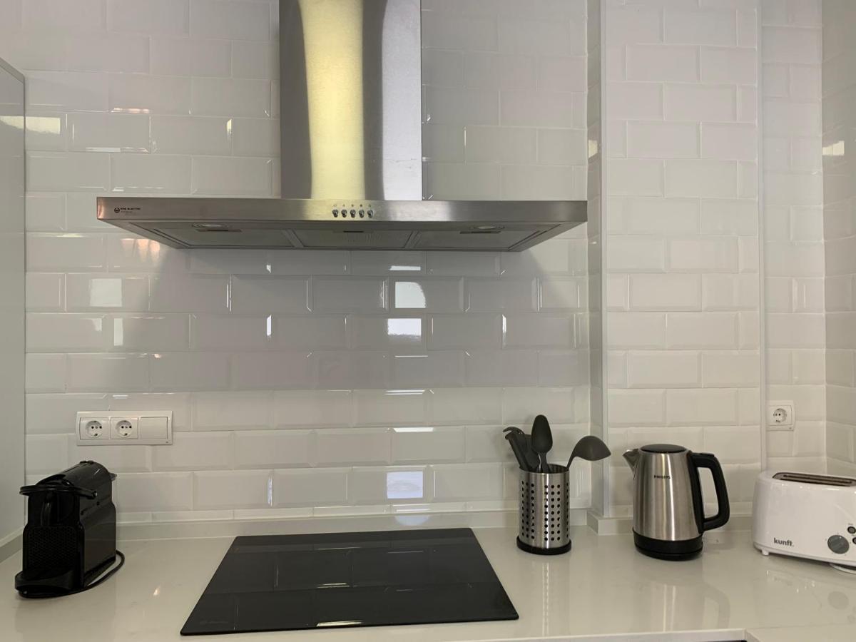 Tulipanes Benalmadena - Parking Privado Apartman Kültér fotó