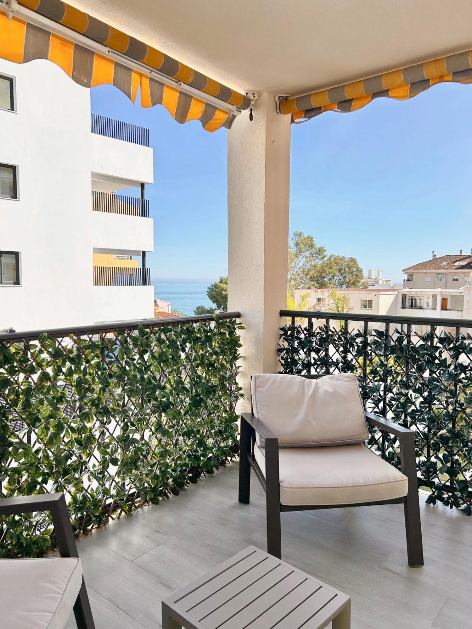 Tulipanes Benalmadena - Parking Privado Apartman Kültér fotó