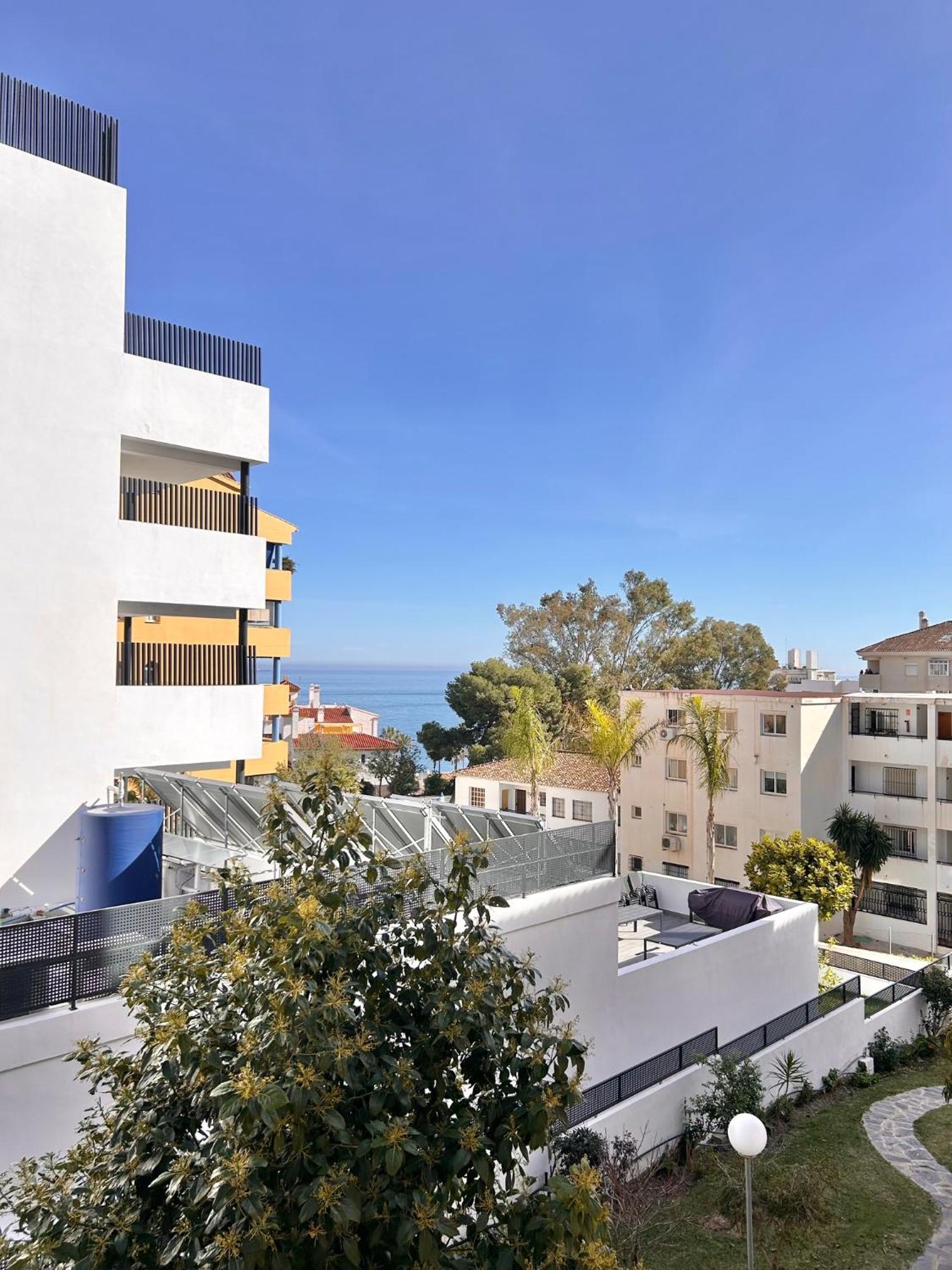 Tulipanes Benalmadena - Parking Privado Apartman Kültér fotó